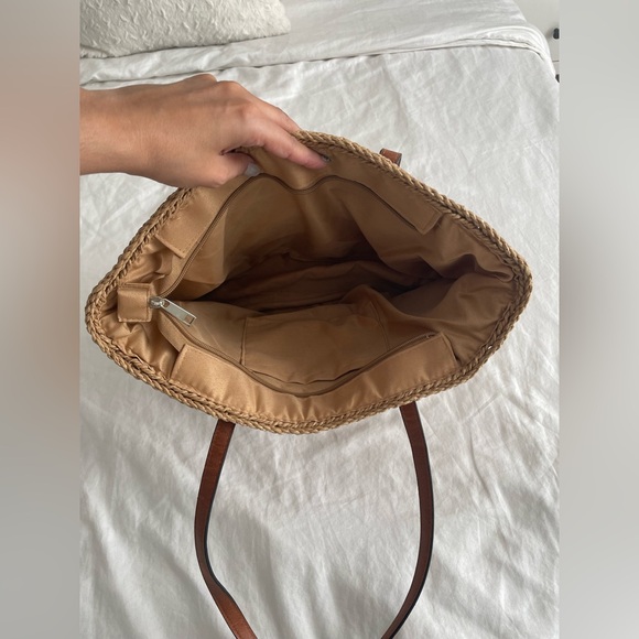 Tan Woven Tote Bag - Picture 3 of 5